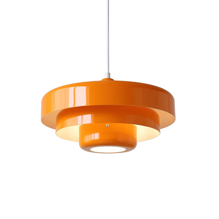Taklampa i orange vintage stil med skandinavisk design för elegant och energieffektiv belysning i hem eller kontor.