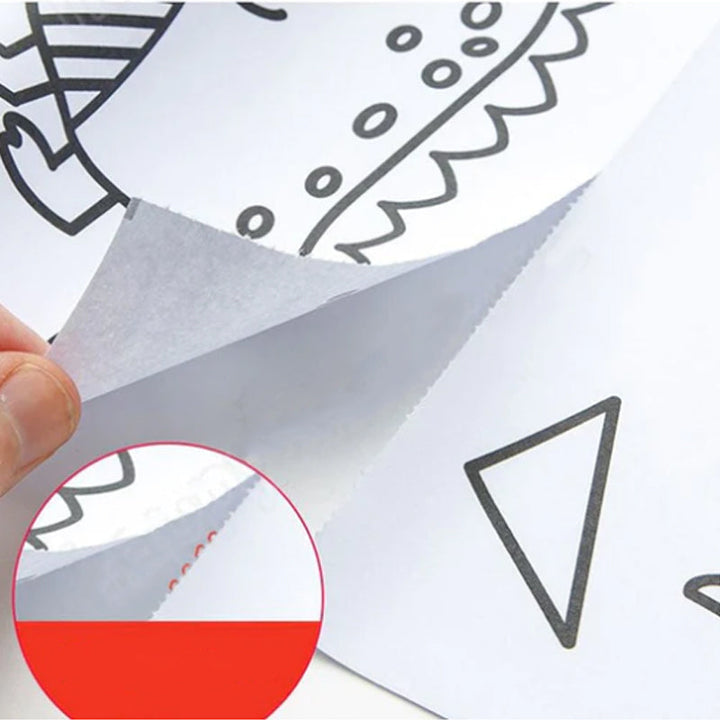 "Teckningsrulle för barn med roliga motiv, fordon, djurvärld och dinosaurier, främjar kreativitet och lärande."