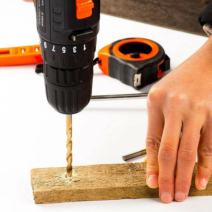 "Titanbelagt HSS borrsats med 99 delar, idealisk för hantverkare och DIY-projekt, med hållbar twist-design."