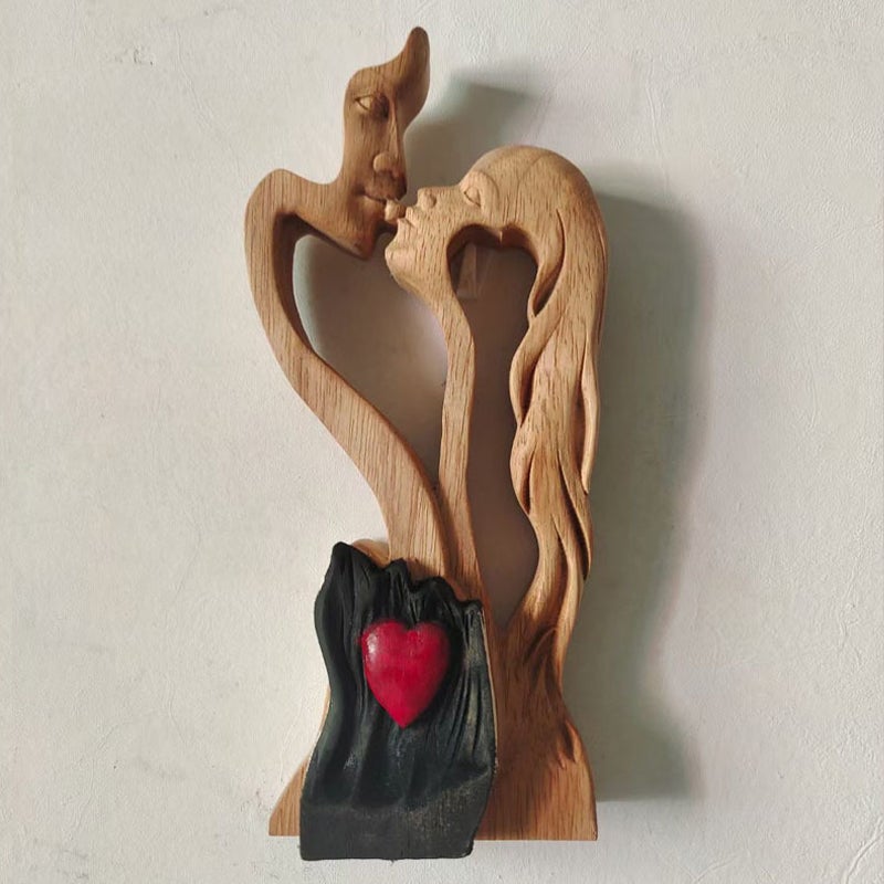 "Trä Kärleksfigur Dekoration - konstnärlig, romantisk staty för hemmet, med elegant böjda linjer, passar alla stilar."
