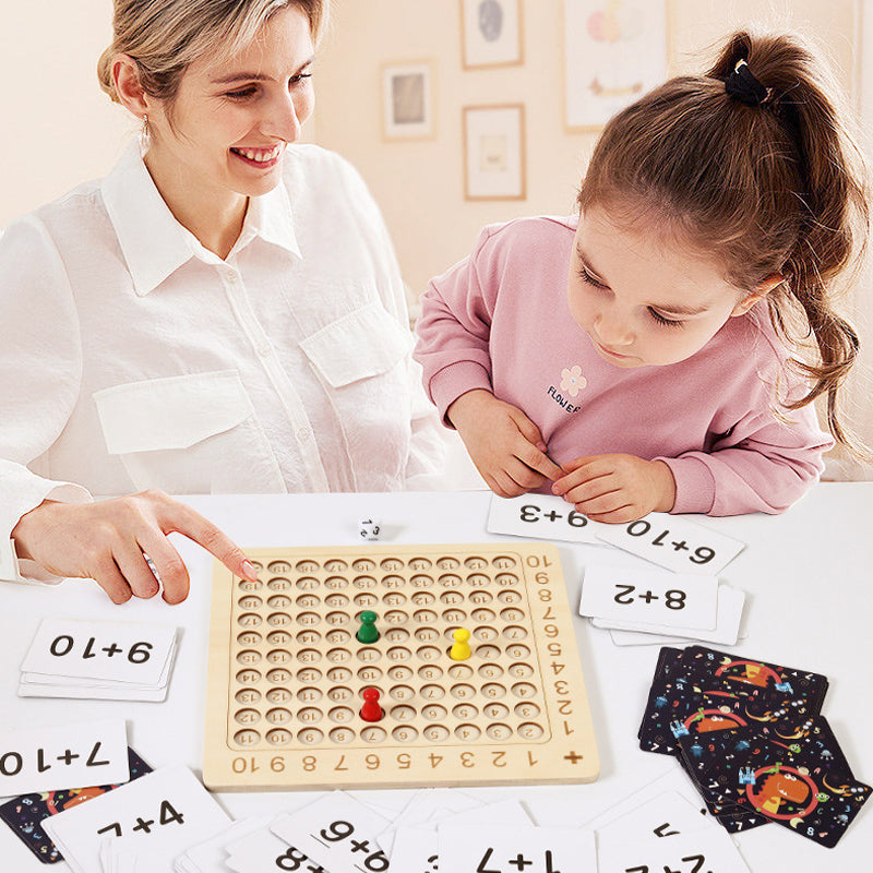 "Trä multiplikationsbrädspel för barn - interaktiv lärandeleksak med färgglada bitar och kort för matematikträning"
