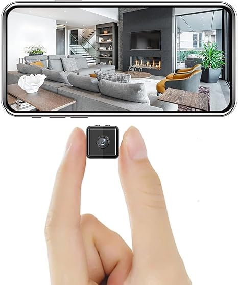 "Trådlös 1080P säkerhetskamera monterad på väggen, utformad för inomhus- och utomhusbruk med HD-videoövervakning."