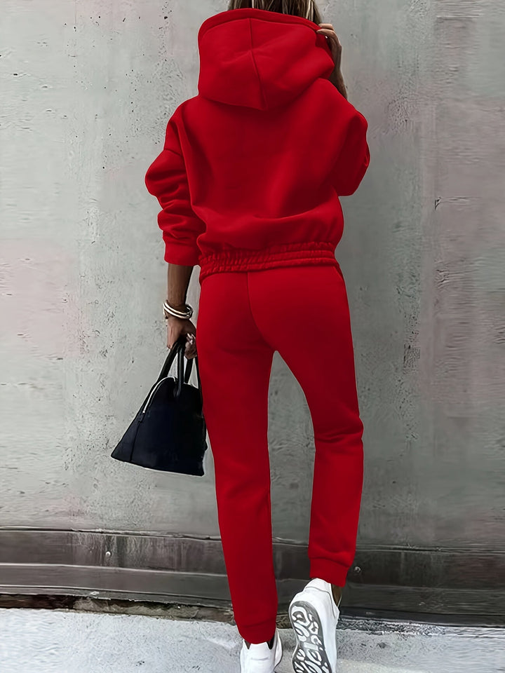 "Träningsdräktset med hoodie och jogger för höst/vinter, eleganta snitt i khaki, marinblå, svart, röd. Mysigt för kalla dagar