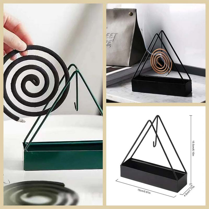 "Triangulärt myggspiralställ i svart järn, elegant och stabil design för inomhus och utomhus bruk, 15.5×15×4.5 cm."