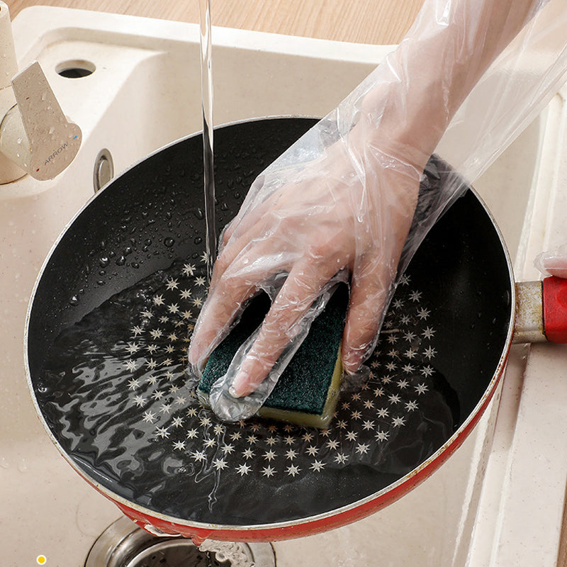 Unisex engångshandskar i plast, extra långa 60 cm, skyddar händer och armar. Perfekta för veterinär- och städarbete.