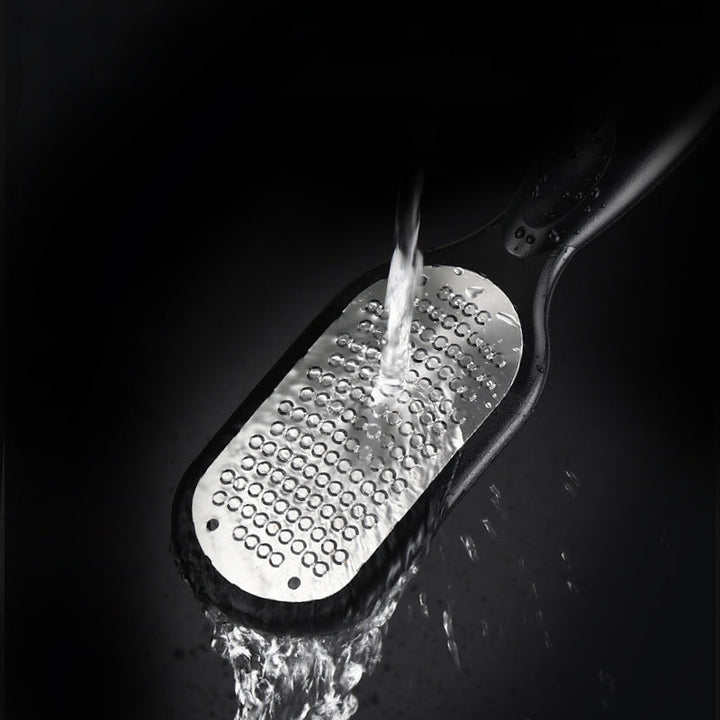 "Unisex exfolierande fotverktyg med ergonomiskt handtag och dubbelsidig användning för säker borttagning av död hud."