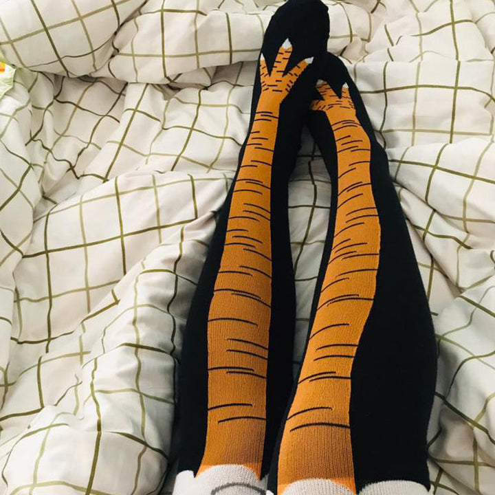 "Unisex kycklingbenstrumpor, bomull, humoristisk design, över/under knäet, svart/rosa/vit, accessoarer, EU storlek 37-43."