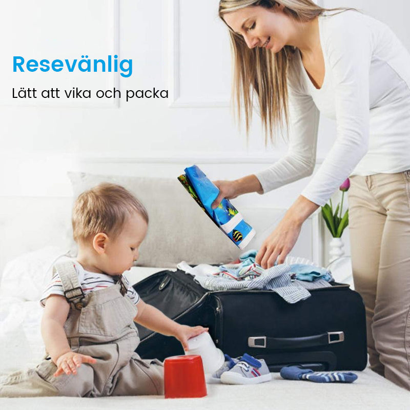 Uppblåsbar vattenmatta för spädbarn, färgglad design, PVC-material, stimulerar sensorisk och motorisk utveckling.