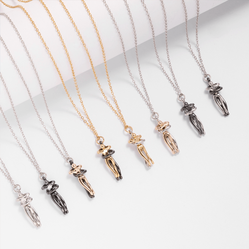 "Vackert par kram halsband i koppardesign, symboliserar evig kärlek och sammanhållning för älskare."