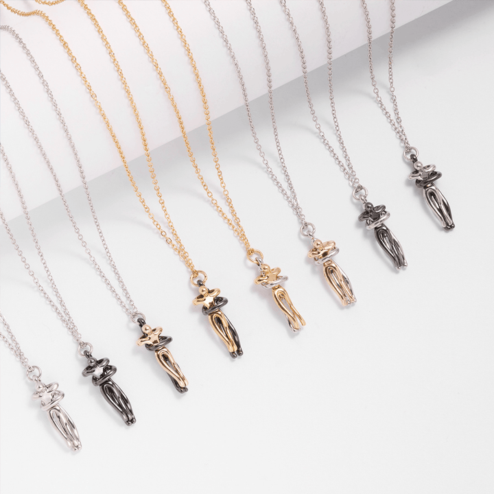 "Vackert par kram halsband i koppardesign, symboliserar evig kärlek och sammanhållning för älskare."