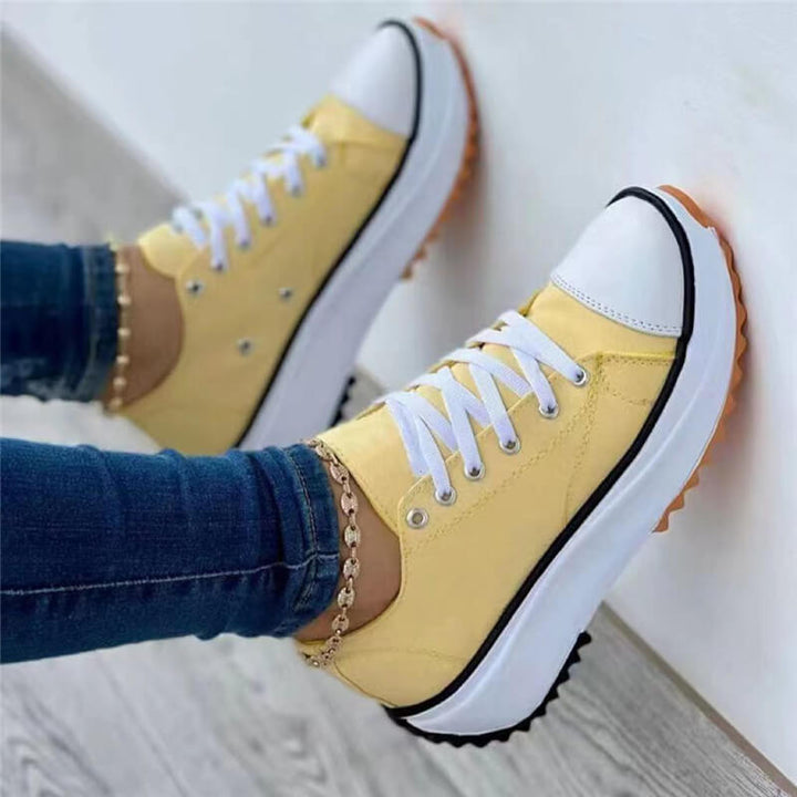 "Vadderade dammode sneakers, tjock sula, komfort, olika färger för arbete och fritid."