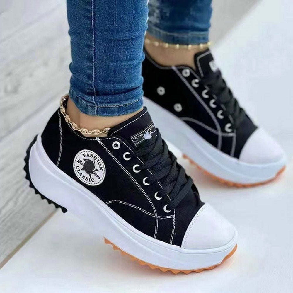 "Vadderade dammode sneakers, tjock sula, komfort, olika färger för arbete och fritid."