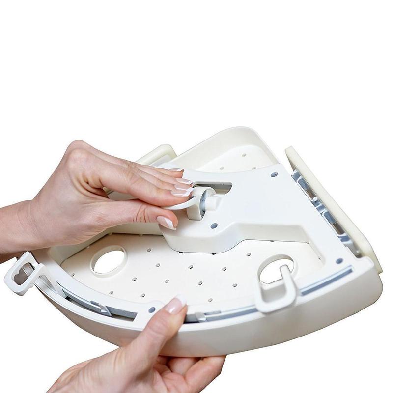 "Väggmonterad vit hörnhylla för badrum utan skruvar, stilren design med dräneringshål, passar kakel och glasytor."