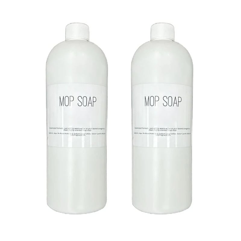 Väldoftande mopp-tvål i flaska, blommig och citrusdoft, för effektiv golvrengöring. Miljövänlig design, 750 ml.