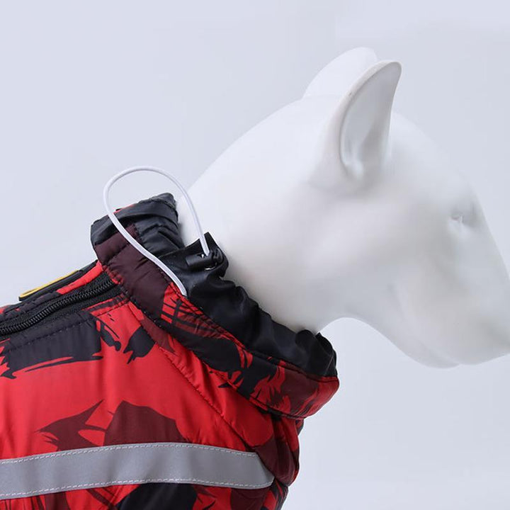Vändbar vattentät vinterjacka för hund med reflex, fleece och polyester, säker och stilren för kalla dagar.