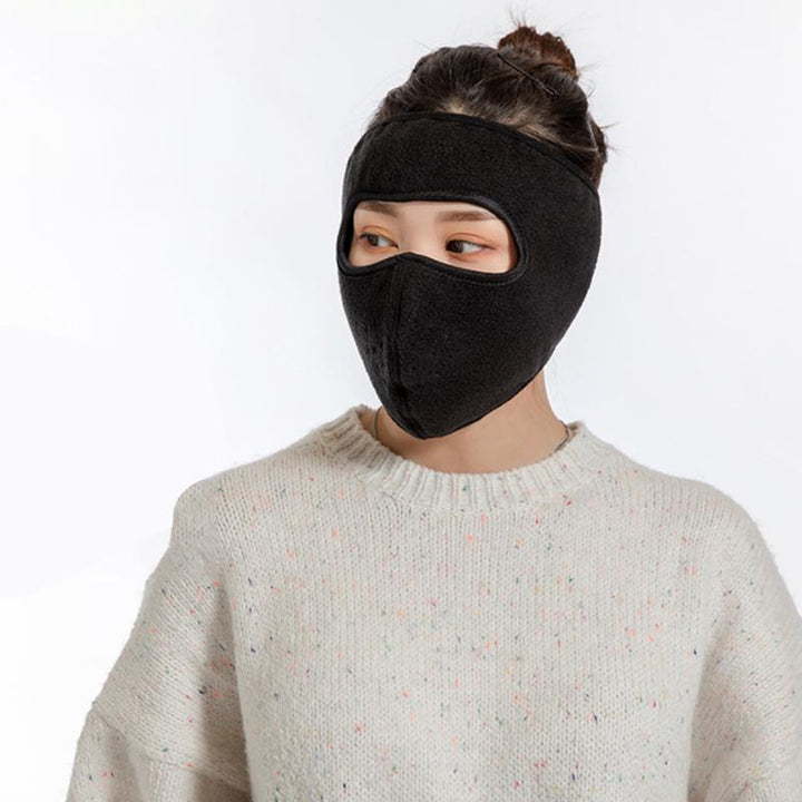"Varm unisex fleece mask i flera färger, perfekt för skydd mot kyla och vind, tillverkad i mjuk polar fleece."