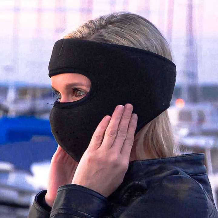 "Varm unisex fleece mask i flera färger, perfekt för skydd mot kyla och vind, tillverkad i mjuk polar fleece."