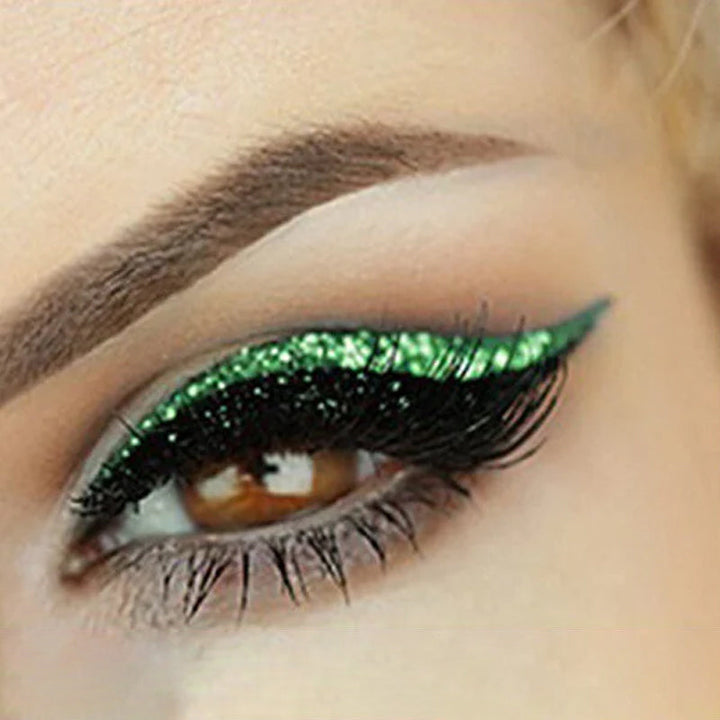 "Vattentät återanvändbar eyeliner och fransdekal för kvinnor i olika färger med enkel applicering och elegant design."