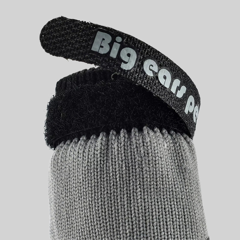 "Vattentäta hundskor med halkfri sula, slitstarkt material. Perfekta för säkra utomhusäventyr i alla väder."