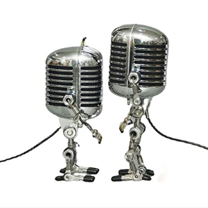 "Vintage mikrofon robotlampa av metall, retrodesign med justerbara leder, perfekt för unik heminredning."